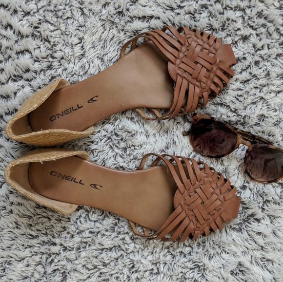 O'Neill Shoes - O'Neill huaraches slip on flats size 9